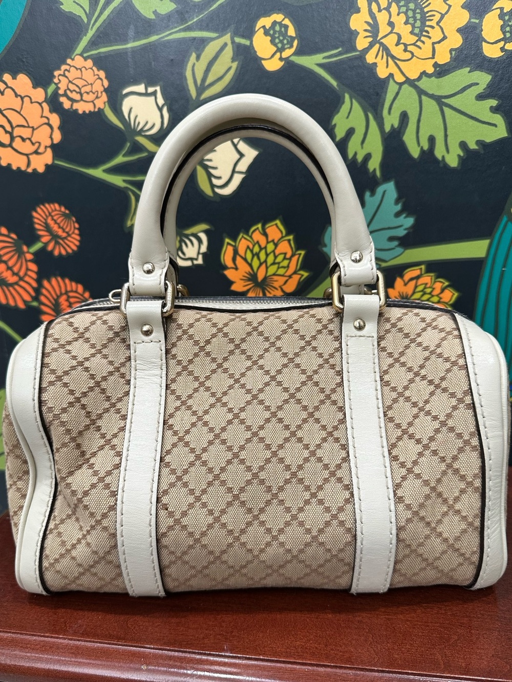 Gucci Diamante Canvas Boston Satchel White Leather Crossbody Bag w/ Entrupy COA - Picture 9 of 17